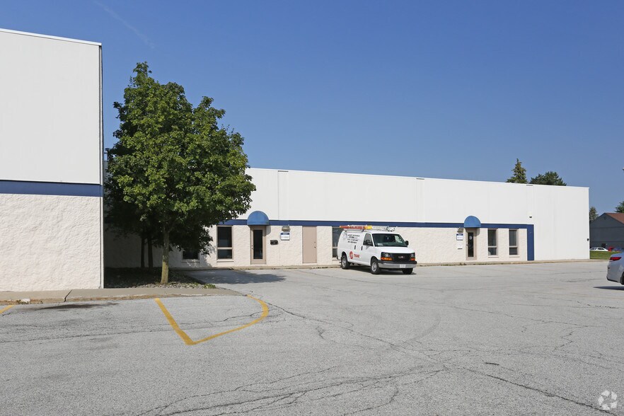 More Photos Of 1545 Holland Rd, Maumee Light Manufacturing For Lease