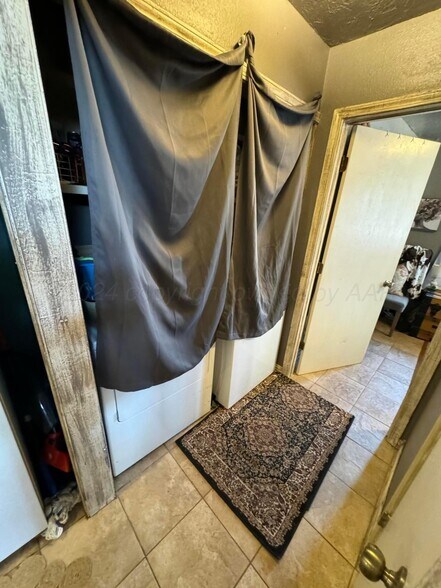 More Photos Of 907 S Madison St, Amarillo Storefront Retail Residential For Sale