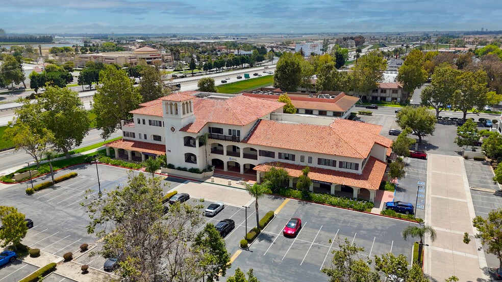 More Photos Of 711 E Daily Dr, Camarillo Loft Creative Space For Sale