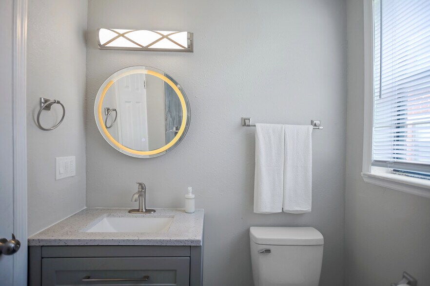 More Photos Of , Jacksonville Multifamily For Sale