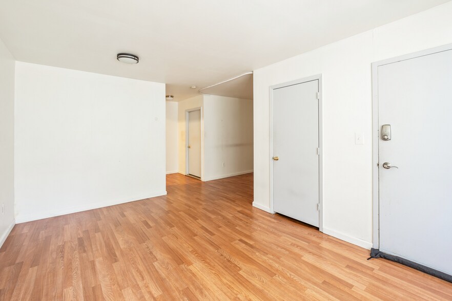 More Photos Of 940 E 181st St, Bronx Land For Sale