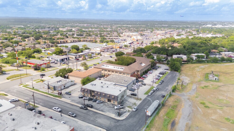More Photos Of 1003 Beckett Dr, San Antonio Office For Sale