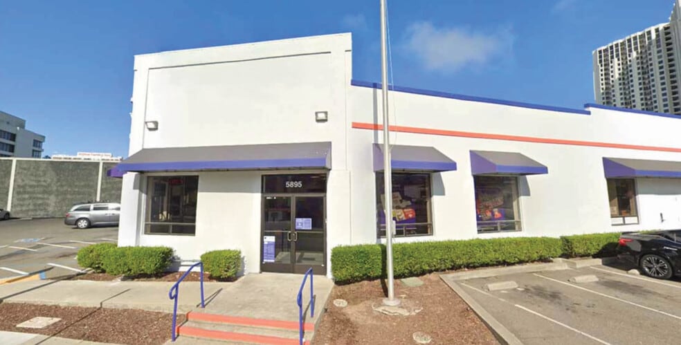 More Photos Of 5895 Christie Ave, Emeryville General Retail For Lease