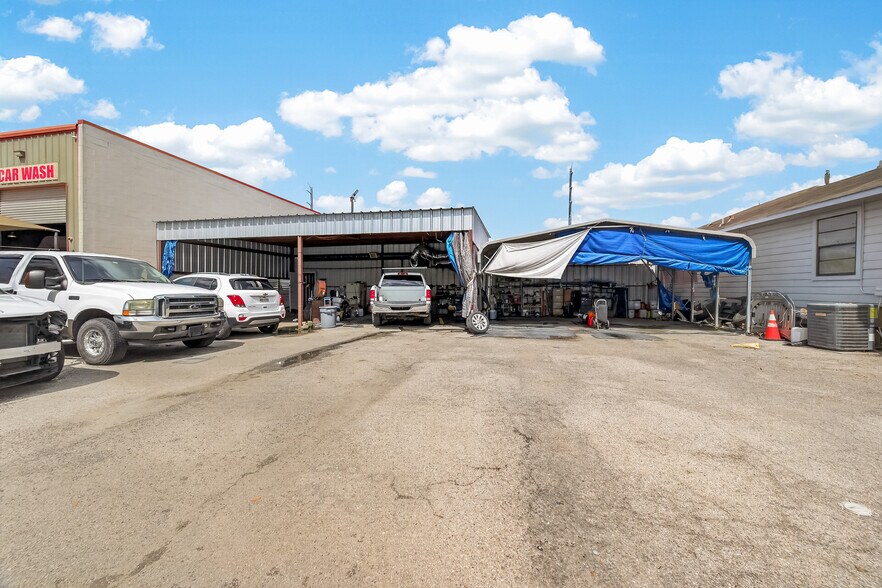 More Photos Of 3410 Dunvale Rd, Houston Auto Dealership For Sale