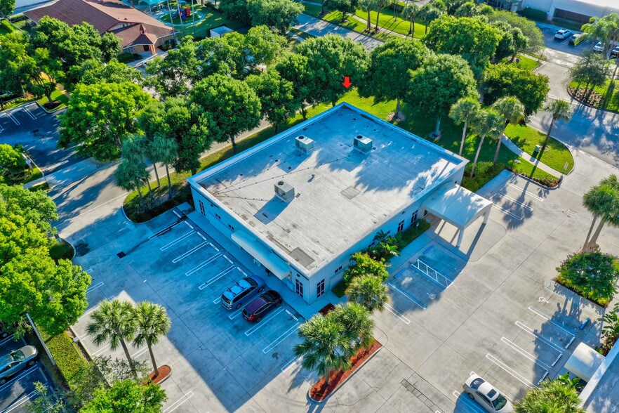 More Photos Of 5205 Village Blvd, West Palm Beach Medical For Lease