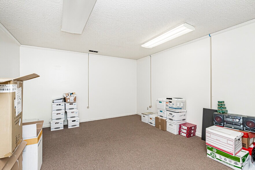 More Photos Of , Baton Rouge Office For Sale