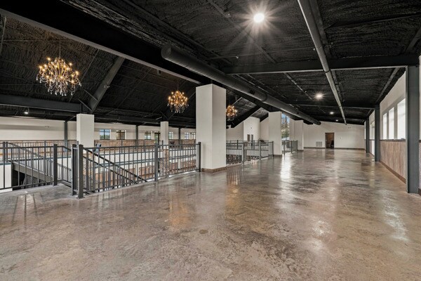 More Photos Of 1616 Oil Well Rd, Jefferson City Golf Course Driving Range For Sale