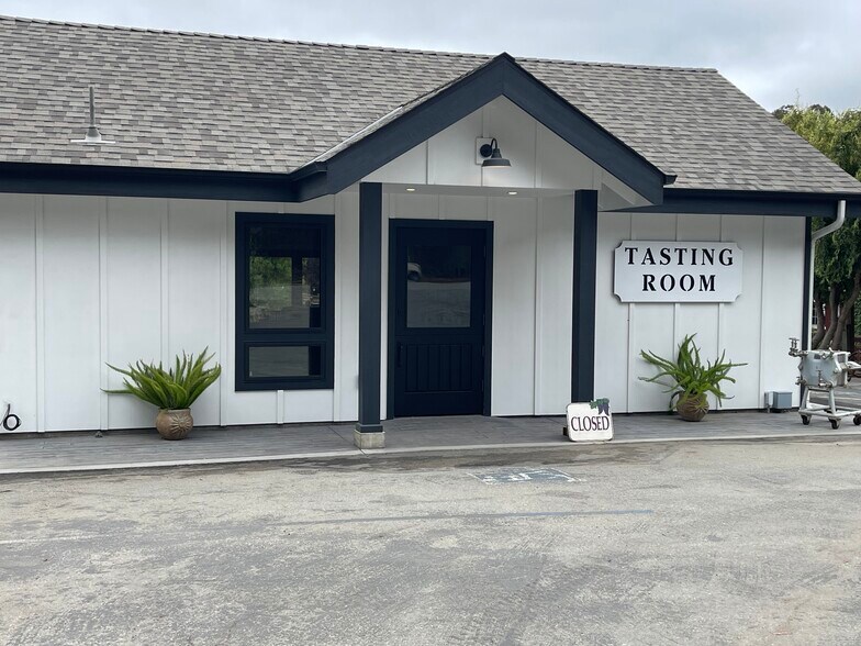 More Photos Of 12341 San Mateo Rd, Half Moon Bay Specialty For Lease
