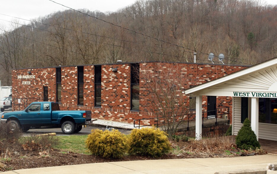 More Photos Of 173 State St, Madison Medical For Lease