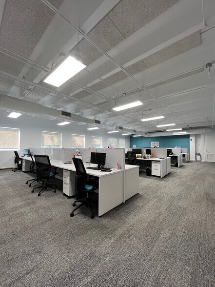 More Photos Of 9000 NW 15th St, Doral Warehouse For Sale