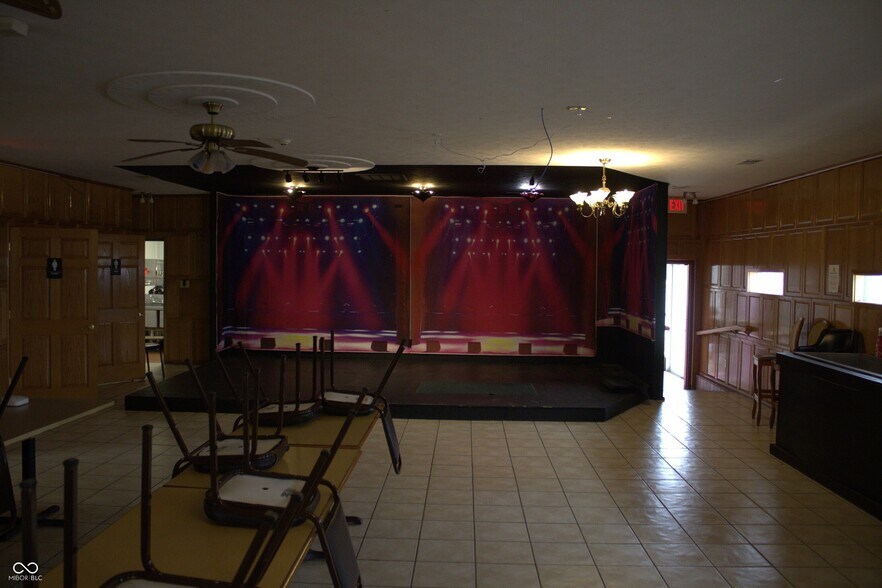 More Photos Of 1914 I Ave, New Castle Restaurant For Lease