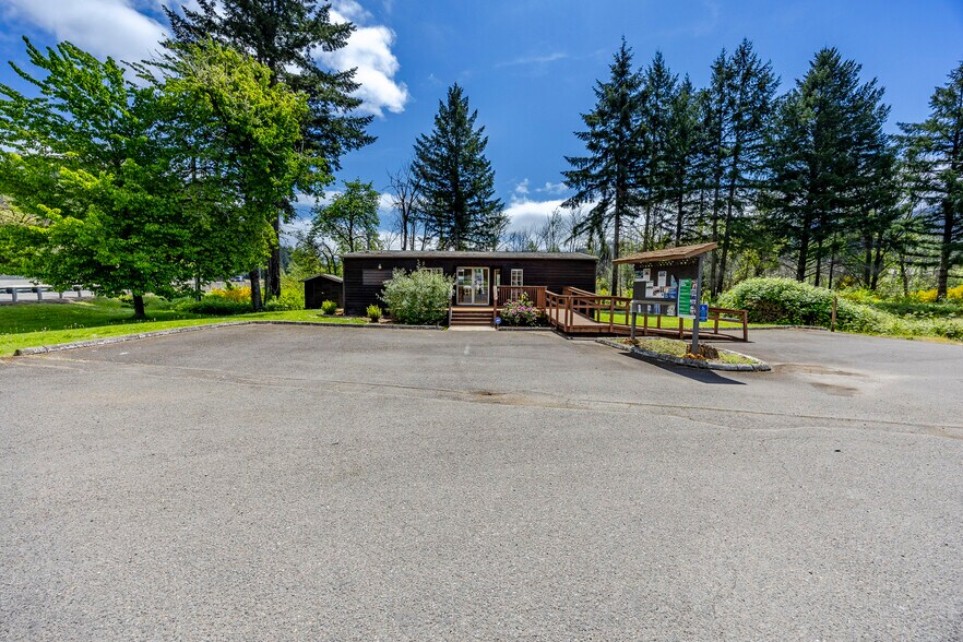 More Photos Of 45632 McKenzie Hwy, Vida Flex For Sale
