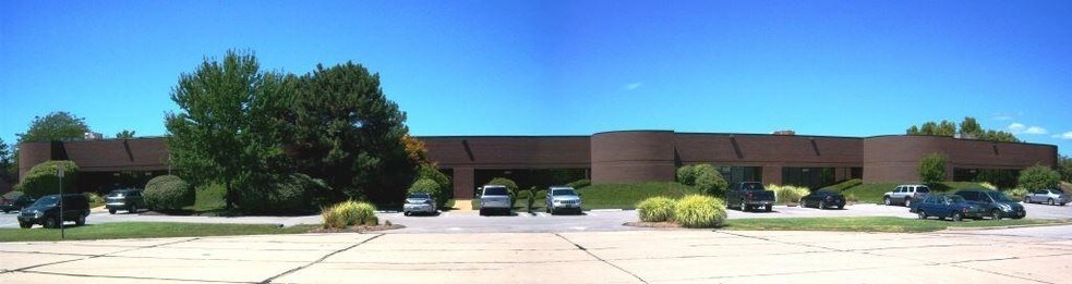 More Photos Of 4061-4073 Wedgeway Ct, Earth City Warehouse For Lease
