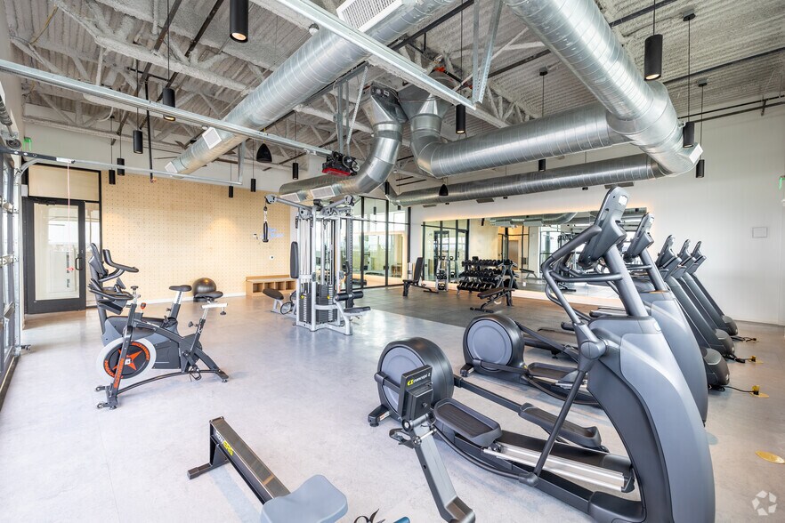 More Photos Of 12150 E Dartmouth Ave, Aurora Apartments For Lease