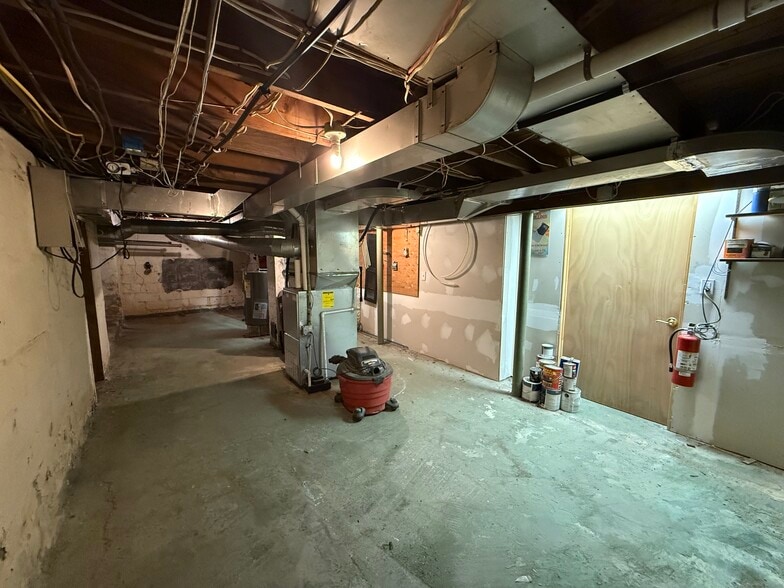 More Photos Of 1062 Portland Cobalt Rd, Portland Office For Lease