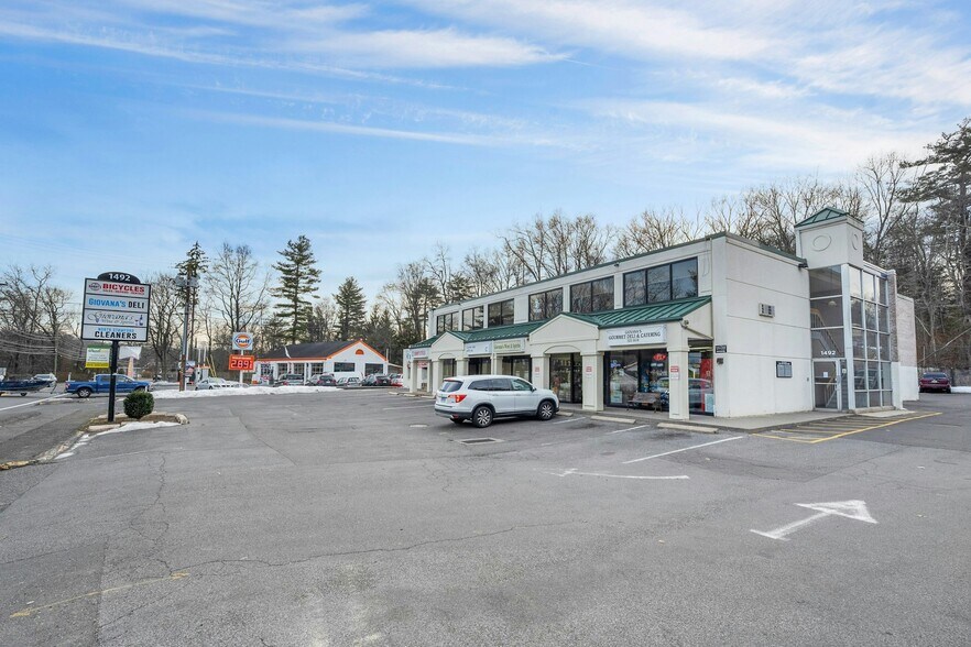 Primary Photo Of 1492 High Ridge Rd, Stamford Freestanding For Lease