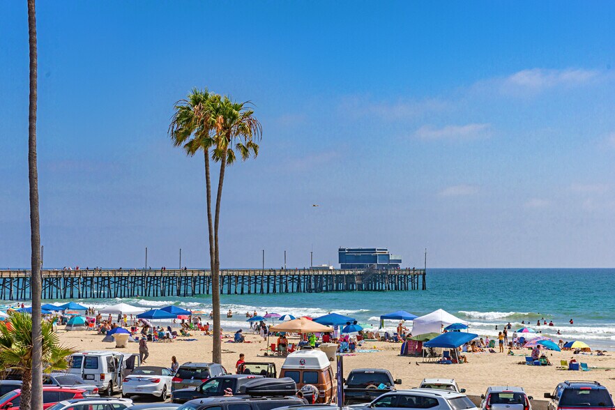 More Photos Of 2212 W Oceanfront, Newport Beach Multifamily For Sale