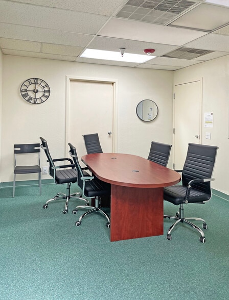 More Photos Of 828 San Pablo Ave, Albany Medical For Sale