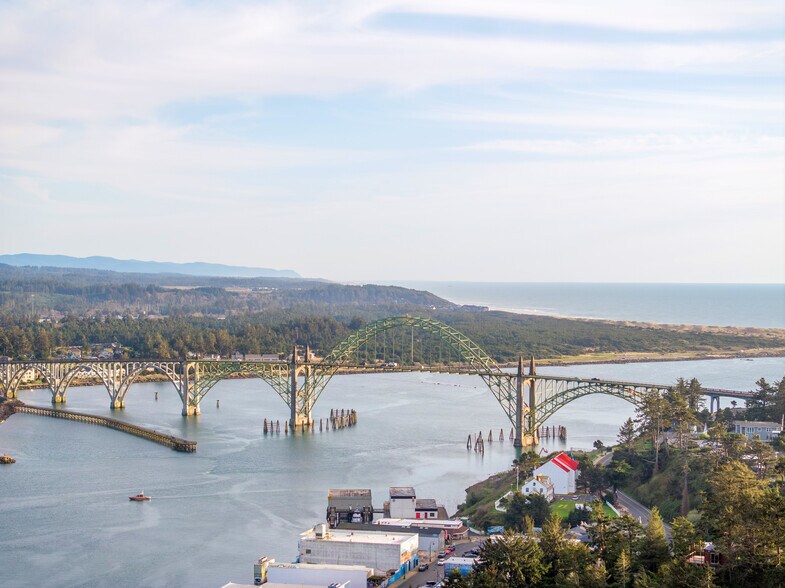 More Photos Of 443 SW 7th St, Newport Apartments For Sale