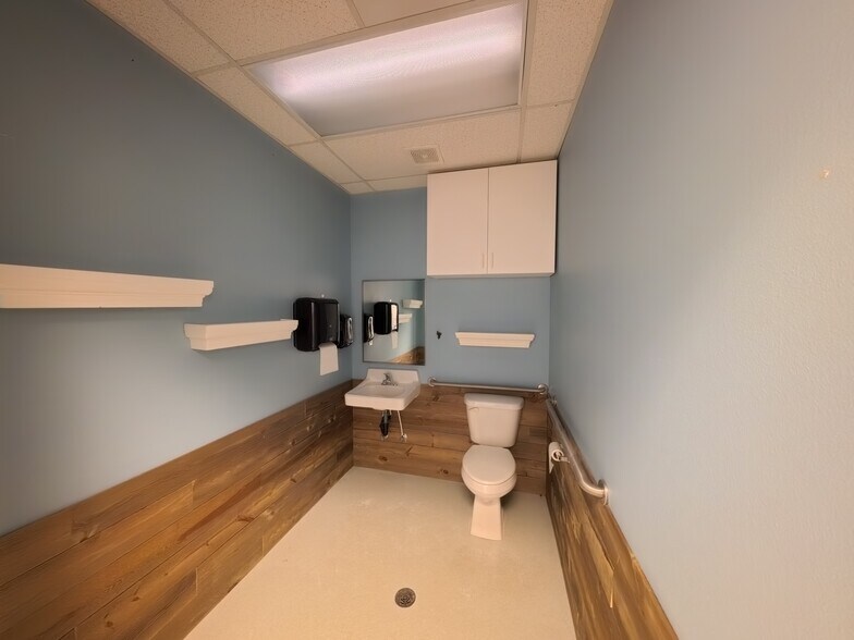 More Photos Of 750 NW 4th St, Prineville Office For Sale