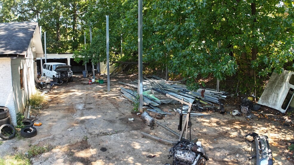 More Photos Of 2794 Metropolitan Pky SW, Atlanta Auto Repair For Sale