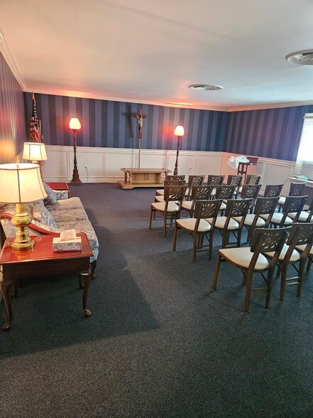 More Photos Of 1238 Cross Bay Blvd, Broad Channel Flex For Sale