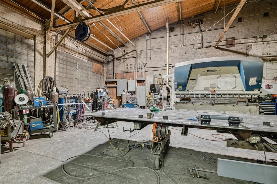 More Photos Of 530 S Main St, Bangor Manufacturing For Sale