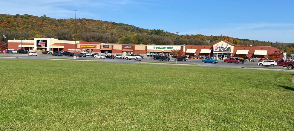 More Photos Of 2422 Madison Marketplace, Hamilton Land For Lease
