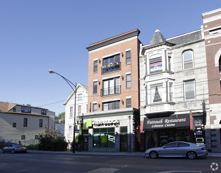 More Photos Of 2650 N Halsted St, Chicago Storefront Retail Residential For Lease