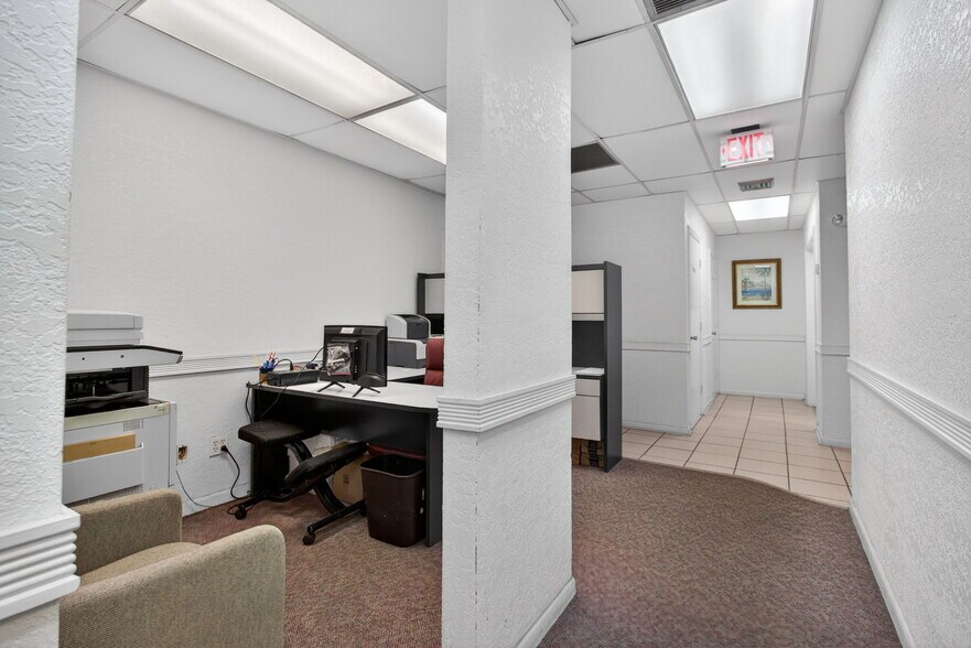 More Photos Of 513 N State Road 7, Margate Office For Sale