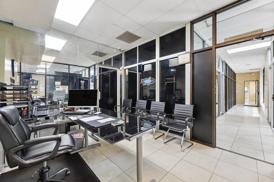 More Photos Of 120-140 US Highway 46, Little Ferry Auto Dealership For Lease