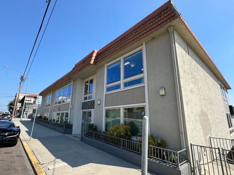 More Photos Of 2165 San Diego Ave, San Diego Office For Sale