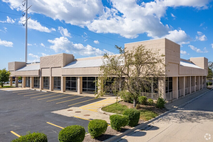 More Photos Of 808 S Route 59, Naperville Unknown For Lease