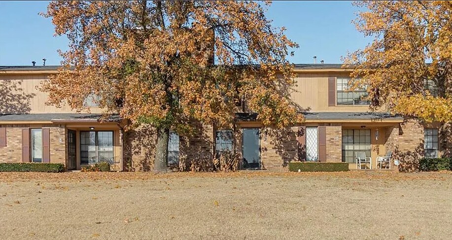 Primary Photo Of 812 Two Forty Pl, Oklahoma City Apartments For Sale