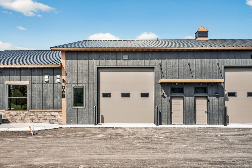 More Photos Of 7040 Kaeding Ln NE, Albertville Industrial For Sale