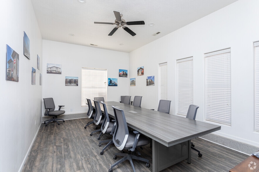 More Photos Of 810 W Utah Ave, Payson Warehouse For Sale