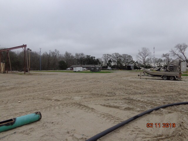More Photos Of 4703 S Lewis St, New Iberia Warehouse For Lease