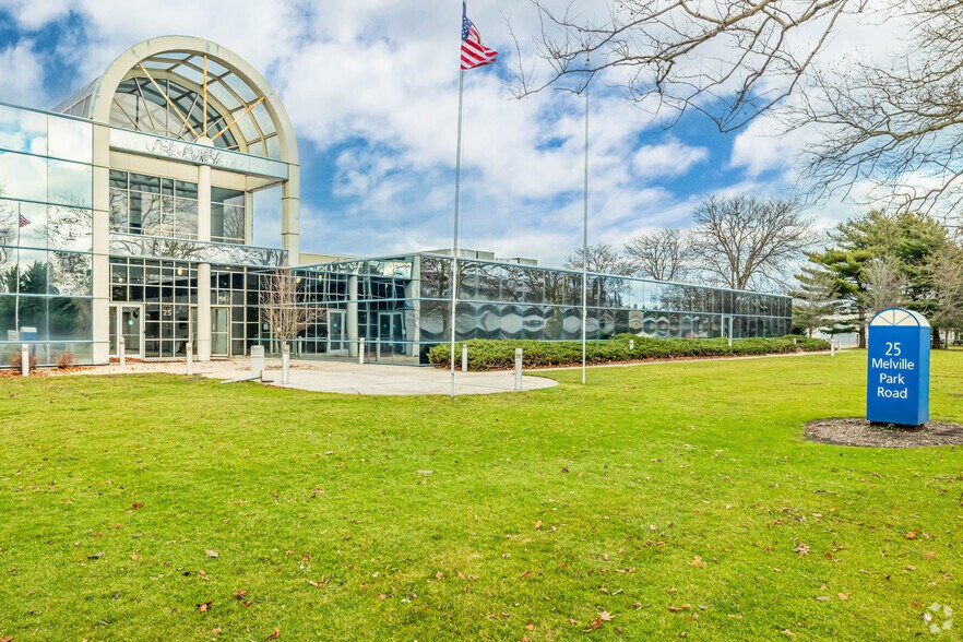 Primary Photo Of 25 Melville Park Rd, Melville Office For Lease