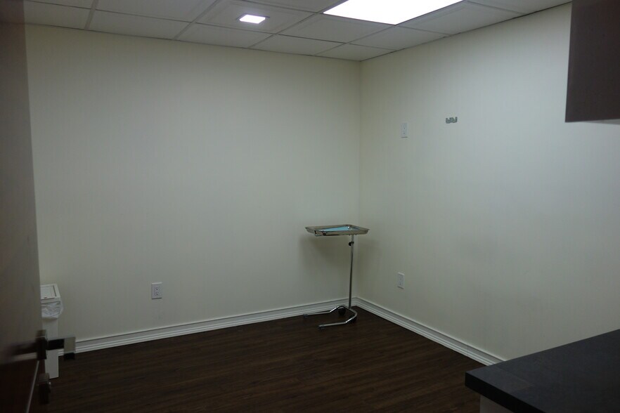 More Photos Of 6433 98th St, Rego Park Healthcare For Lease