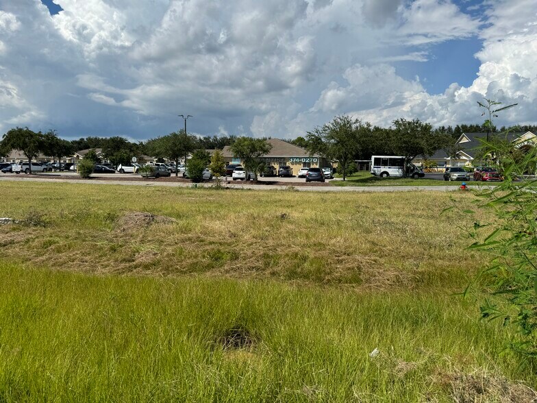 More Photos Of 6924 Old Big Bend Rd, Gibsonton Medical For Sale
