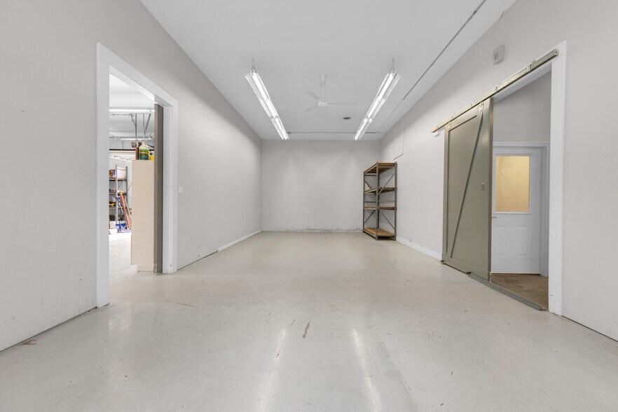 More Photos Of 42 Neal Ct, Plainville Warehouse For Sale