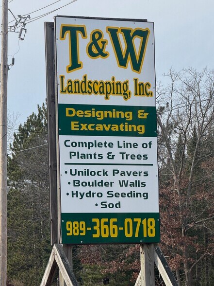 More Photos Of 125 W West Branch Rd, Prudenville General Retail For Sale