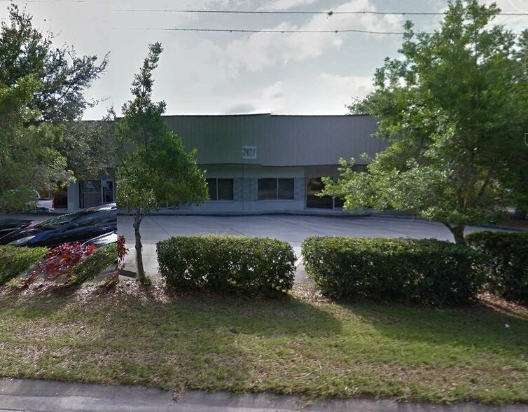 More Photos Of 2427 Porter Lake Dr, Sarasota Flex For Sale