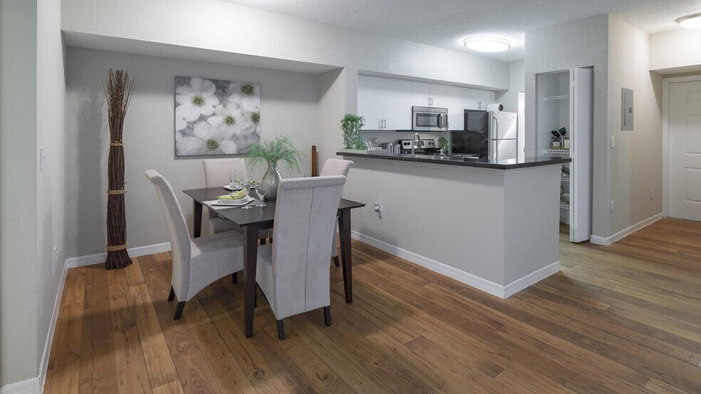 More Photos Of 5501 110th Ave N, Pinellas Park Apartments For Sale