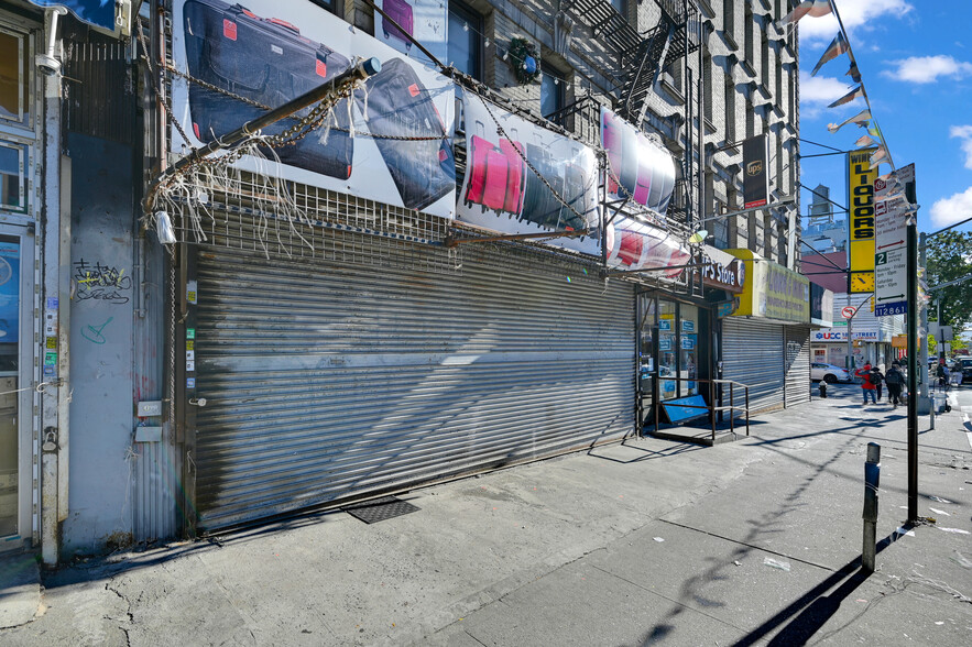 Primary Photo Of 547-559 W 181st St, New York Storefront Retail Residential For Lease