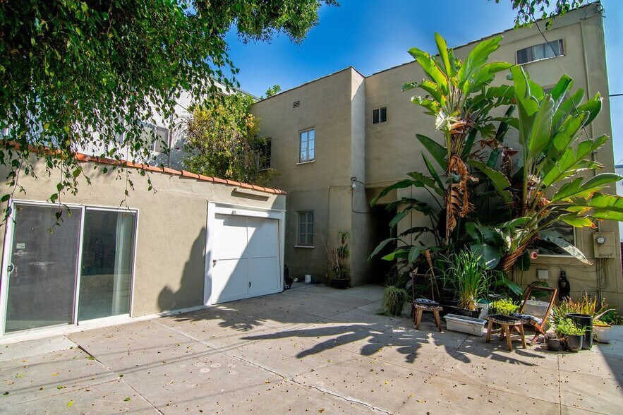 More Photos Of 855 S Shenandoah St, Los Angeles Apartments For Sale