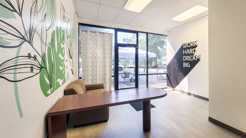 More Photos Of 5105 Reagan Dr, Charlotte Storefront Retail Office For Sale