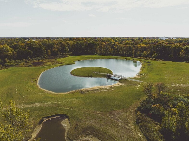 More Photos Of 20390 N M 52, Chelsea Restaurant For Lease