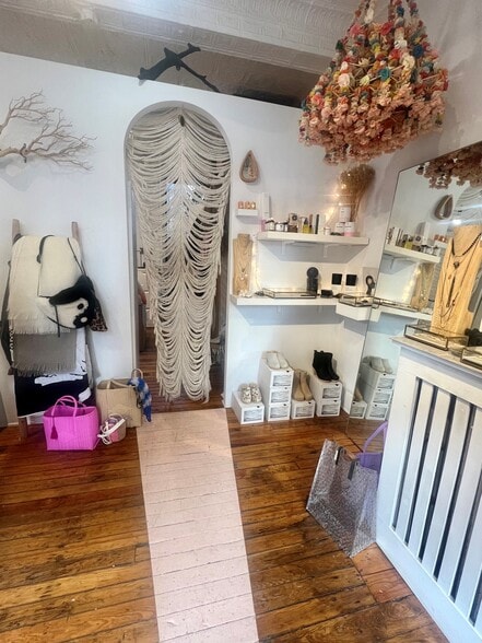 More Photos Of 669 President St, Brooklyn Apartments For Lease