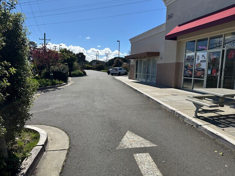 More Photos Of 26001-26025 Eden Landing Rd, Hayward Freestanding For Lease